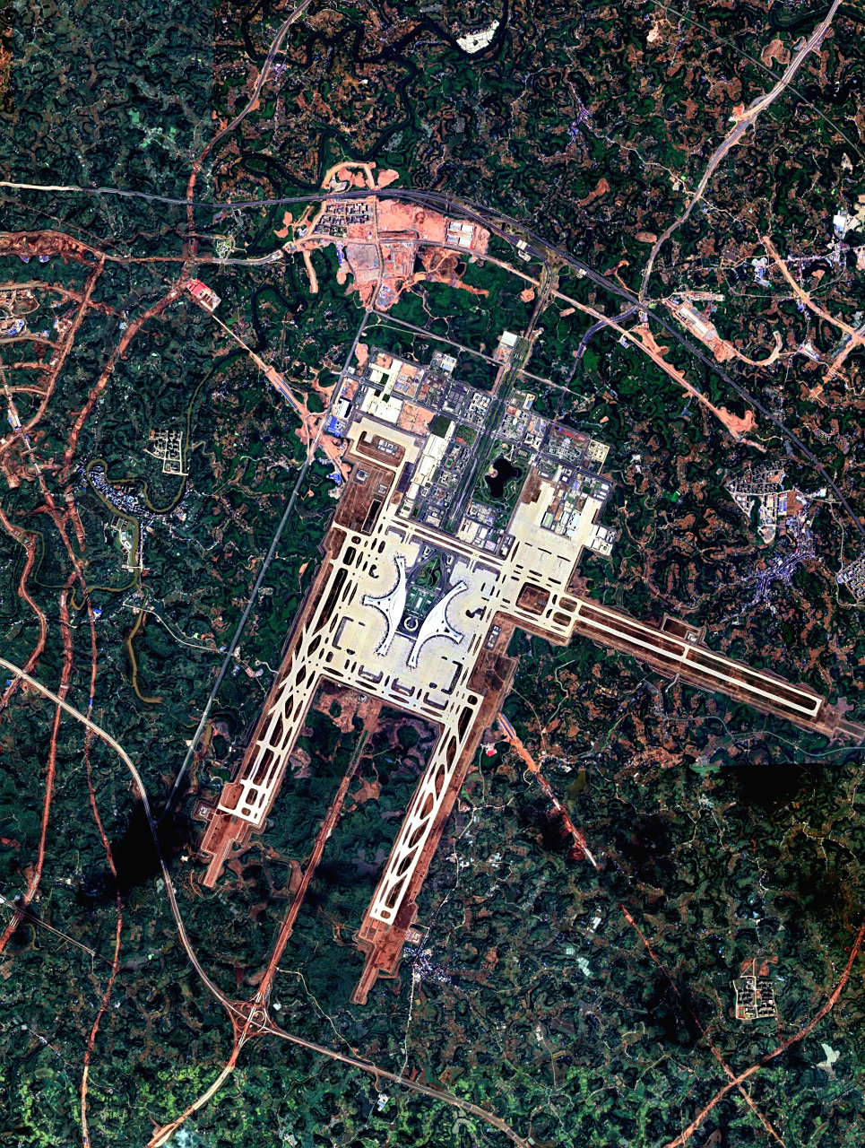 四川成都天府国际机场高清卫星图(6) 近期卫星图,视野范围依次为20