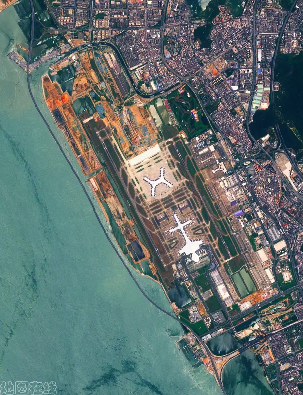 深圳宝安国际机场最近卫星图(5) 2023年5月份拍摄的卫星影像图片,深圳