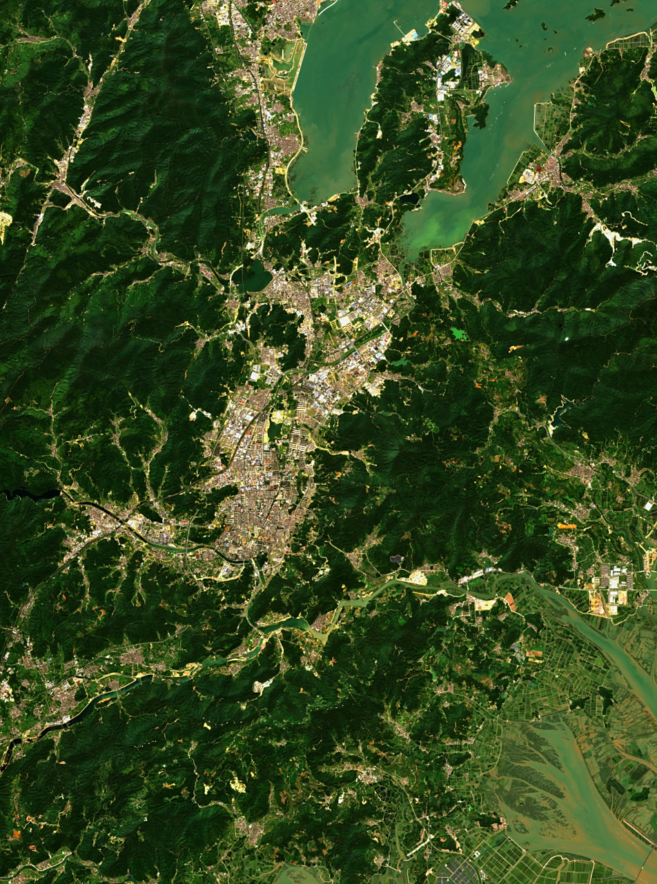 浙江省宁海县高清卫星图片 宁海县,属浙江省宁波市辖,全国百强县市.