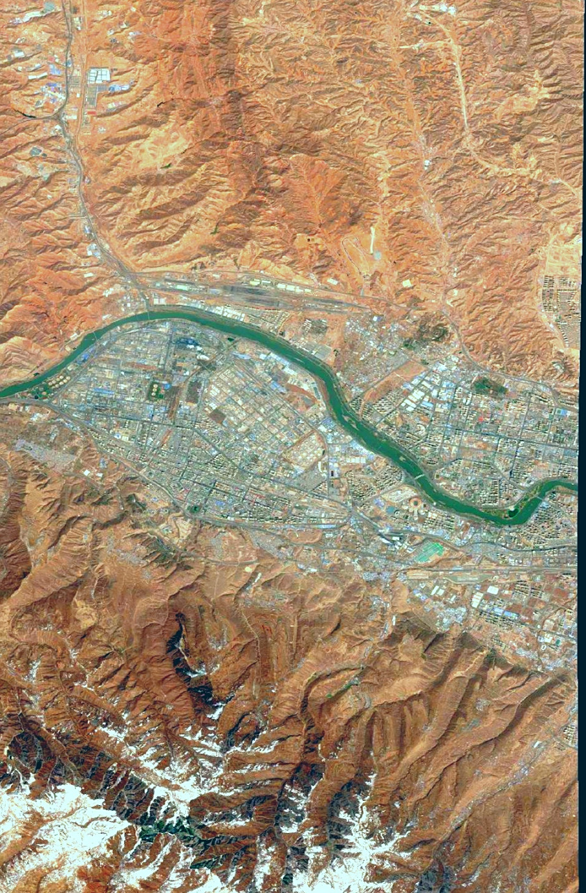 6) 2023年4月6日拍摄的卫星图片,甘肃省会城市—兰州市(局部)