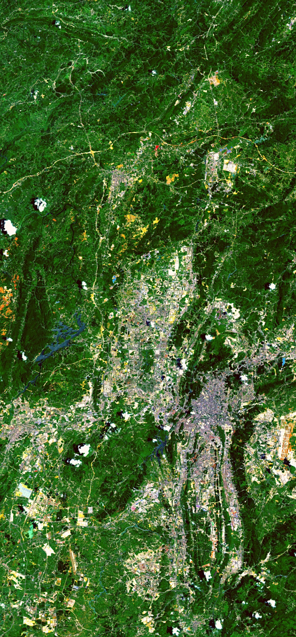 贵州贵阳市最新卫星图(7.