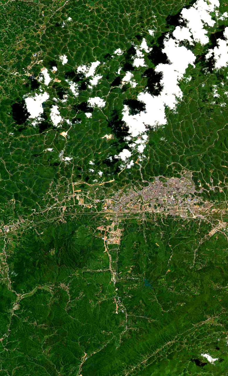 湖北省利川市最近卫星图(7.