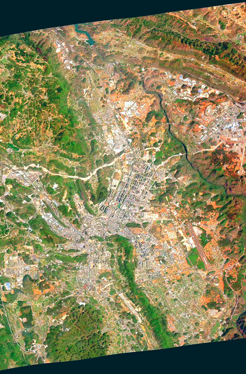 贵州黔西南州兴义市最新卫星图片(3.