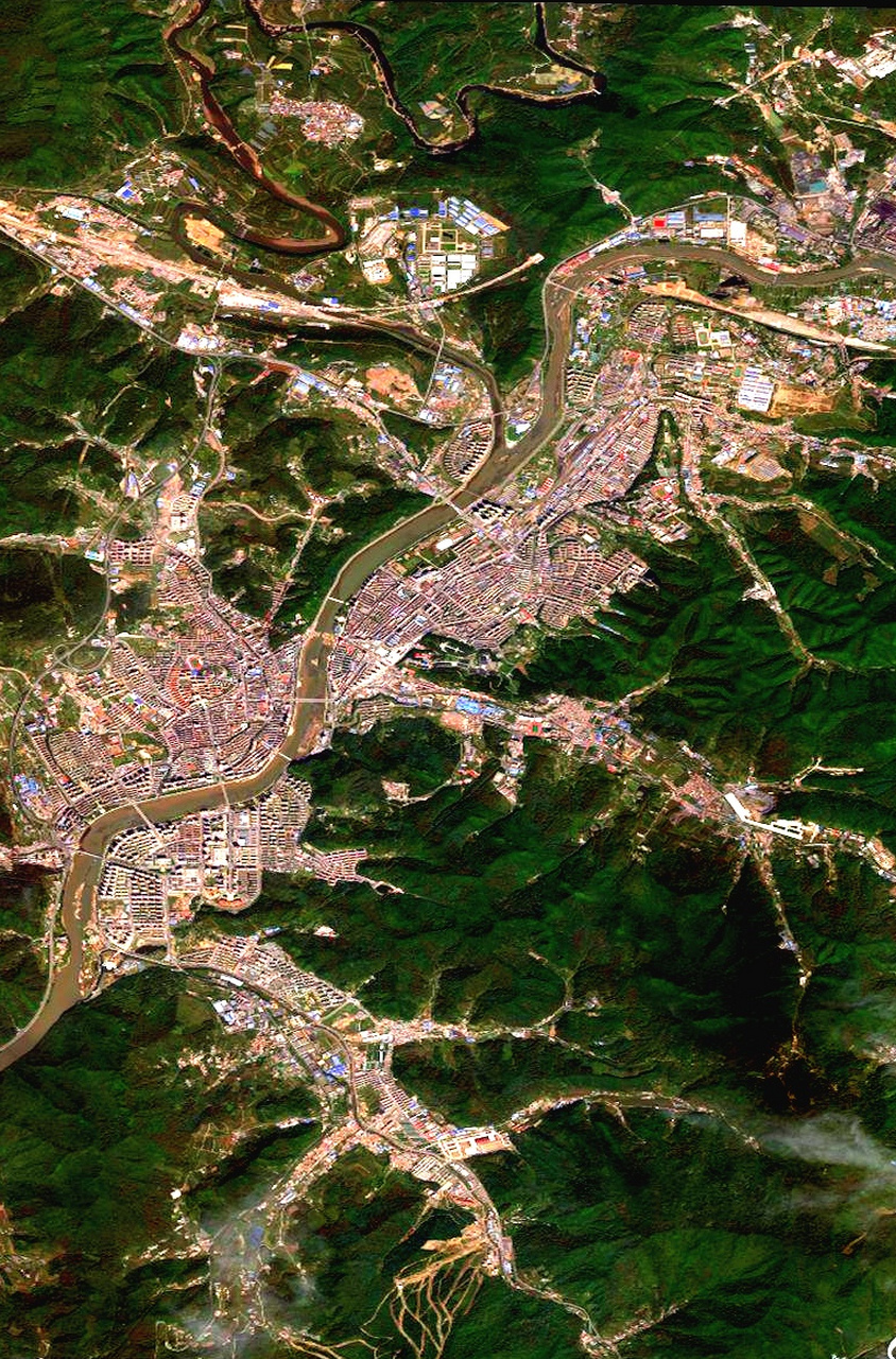 吉林省通化市最近卫星图(9.