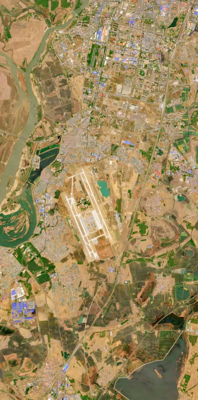 黑龙江省齐齐哈尔市机场最近卫星图(5) 2023年5月份拍摄的卫星影像