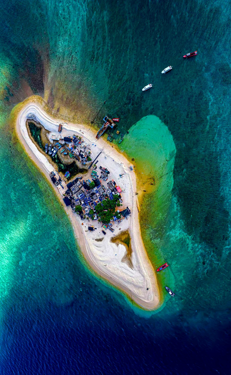 海南西沙群岛鸭公岛超高清卫星图片