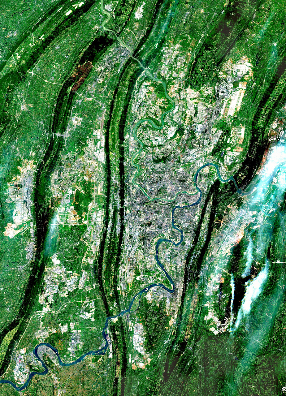 12) 2023年7月12日拍摄的卫星影像图片,中国西南部唯一的直辖市-重庆