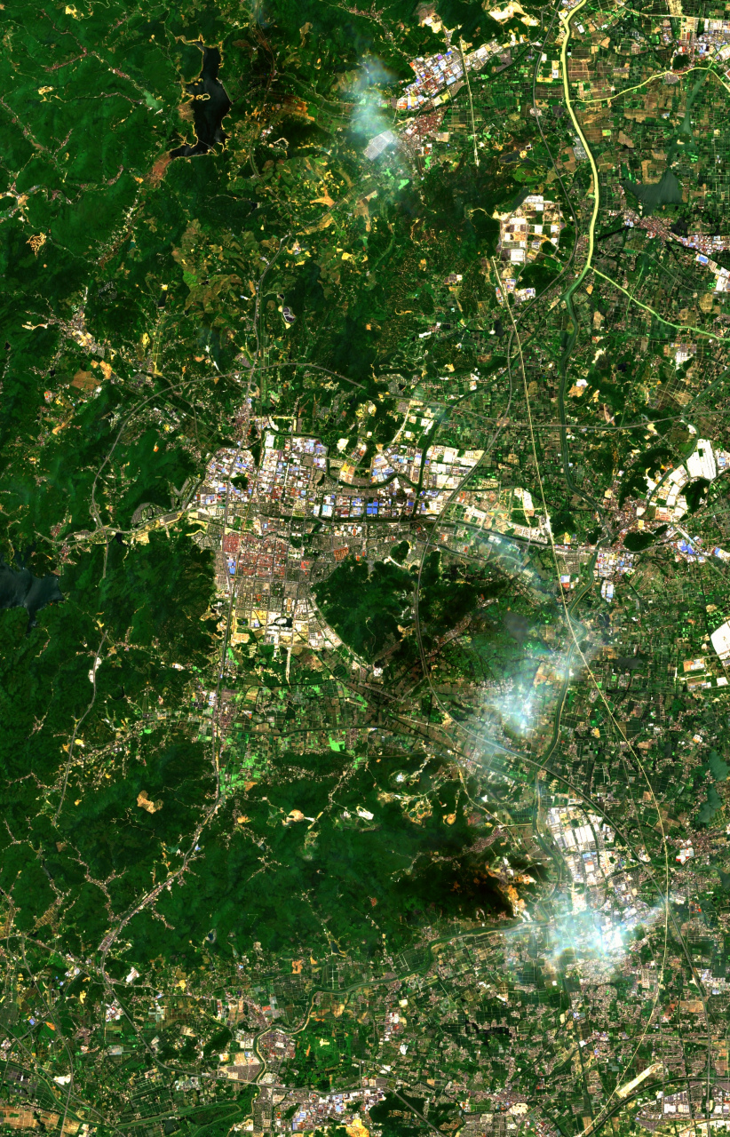 12) 2023年7月12日卫星影像图片,浙江省湖州德清县