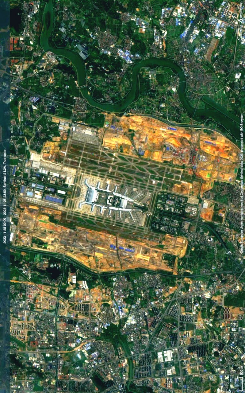 25) 2023年11月25拍摄的卫星影像图片,广东省广州市白云机场