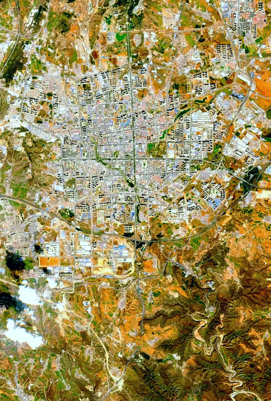 山西省晋城市最近卫星图(4) 2023年4月份拍摄的卫星影像图片,山西省
