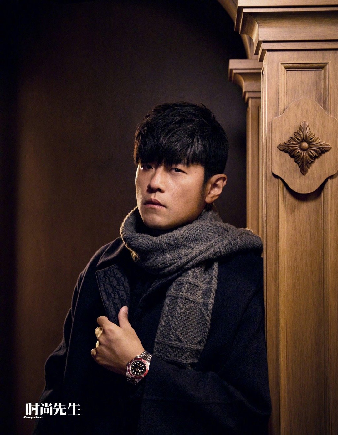 周杰伦x时尚先生,十二月刊封面大片,港风十足,沉稳气质的周董!