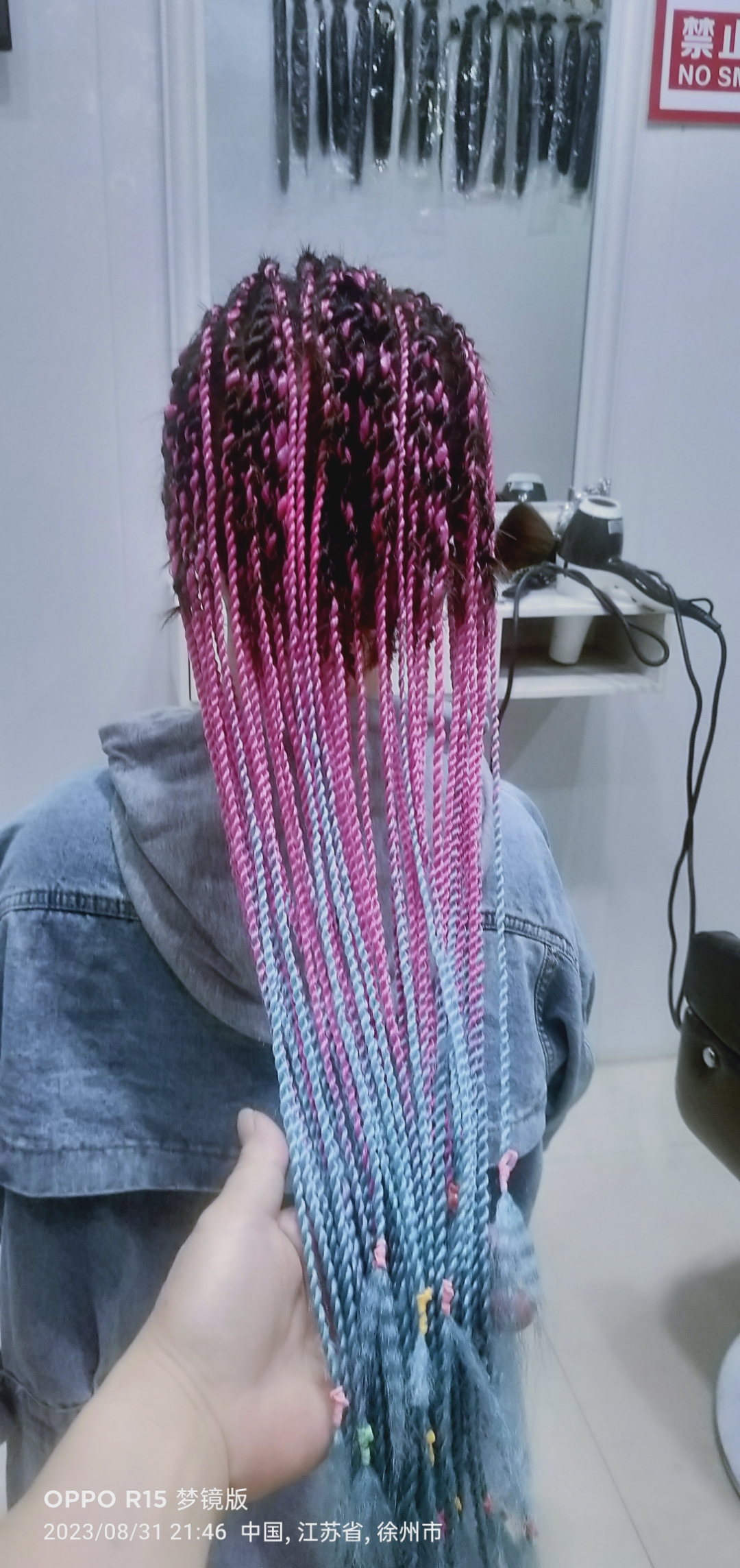 男女短发脏脏辫