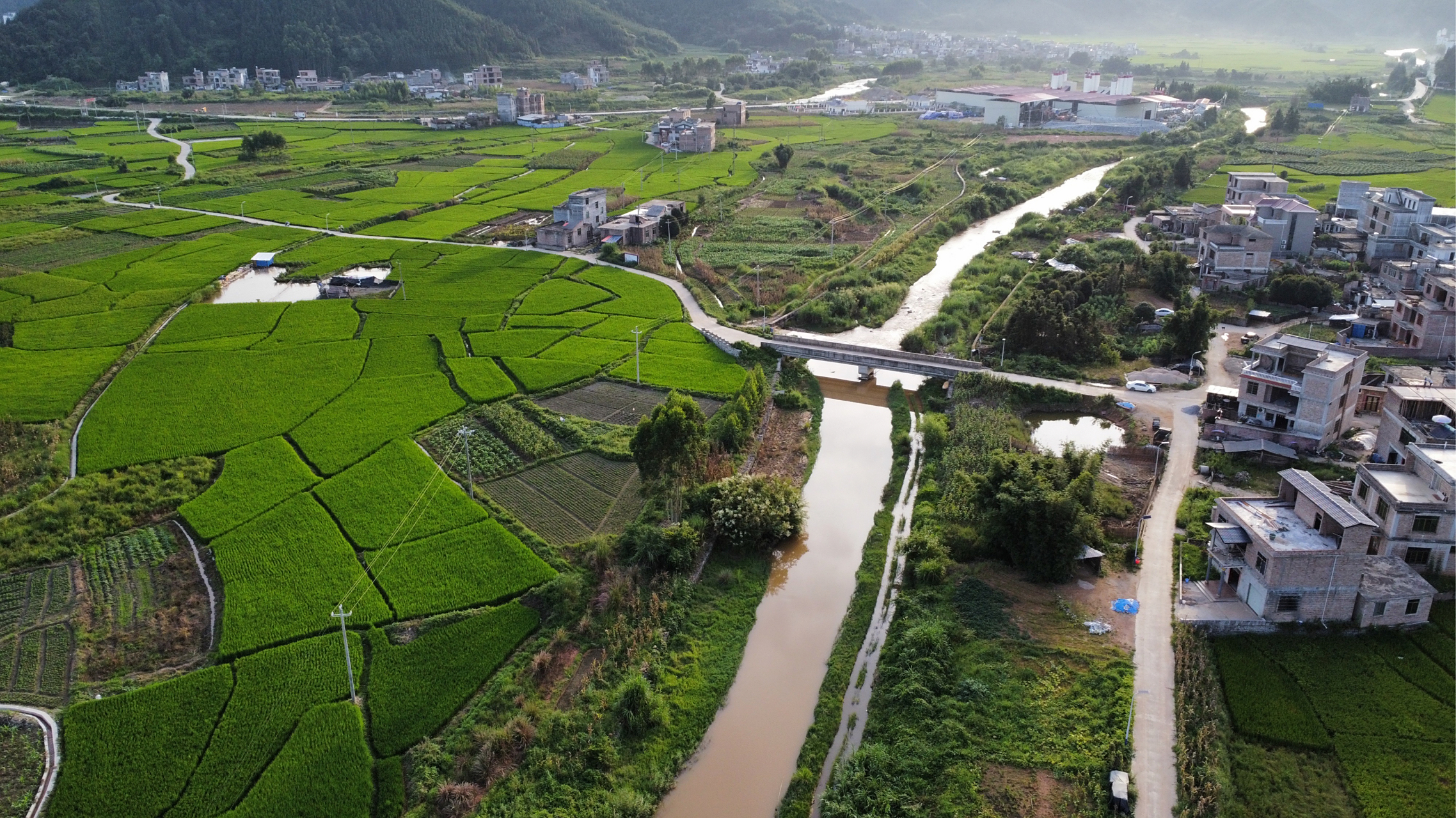 航拍贺州市八步区南乡镇乡间田园风光  从空中俯瞰,贺州市八步区南