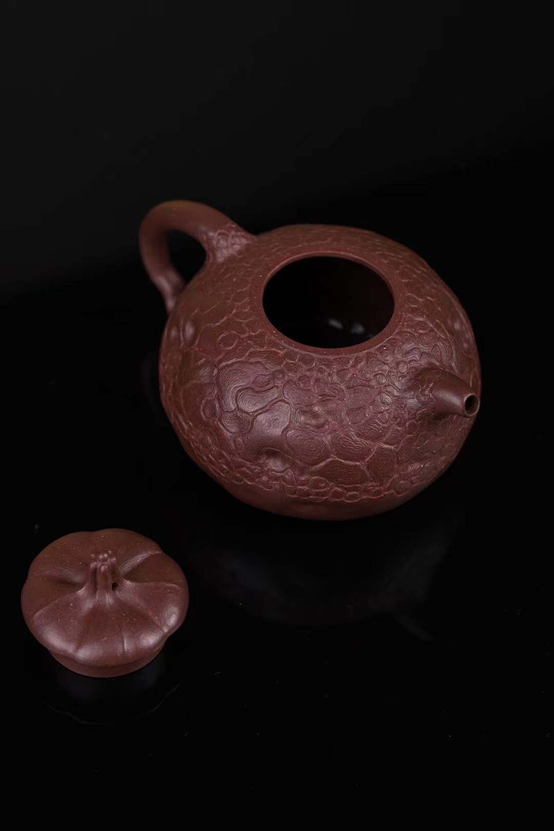 97中国风雕刻茶壶,独特设计惊艳亮相!