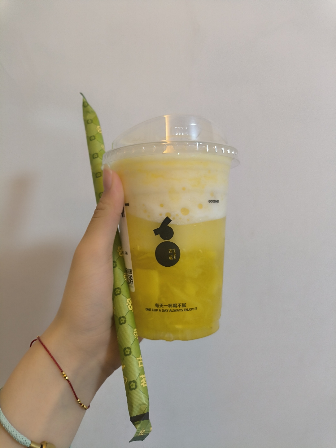 "今天又点了一杯老样子,清爽解渴,每天一杯喝不腻