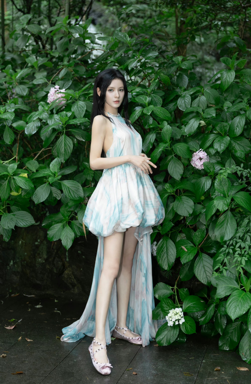 明星生图大赏# 张予曦,陷落美好,满溢温柔,我们的七月,都要过的足够