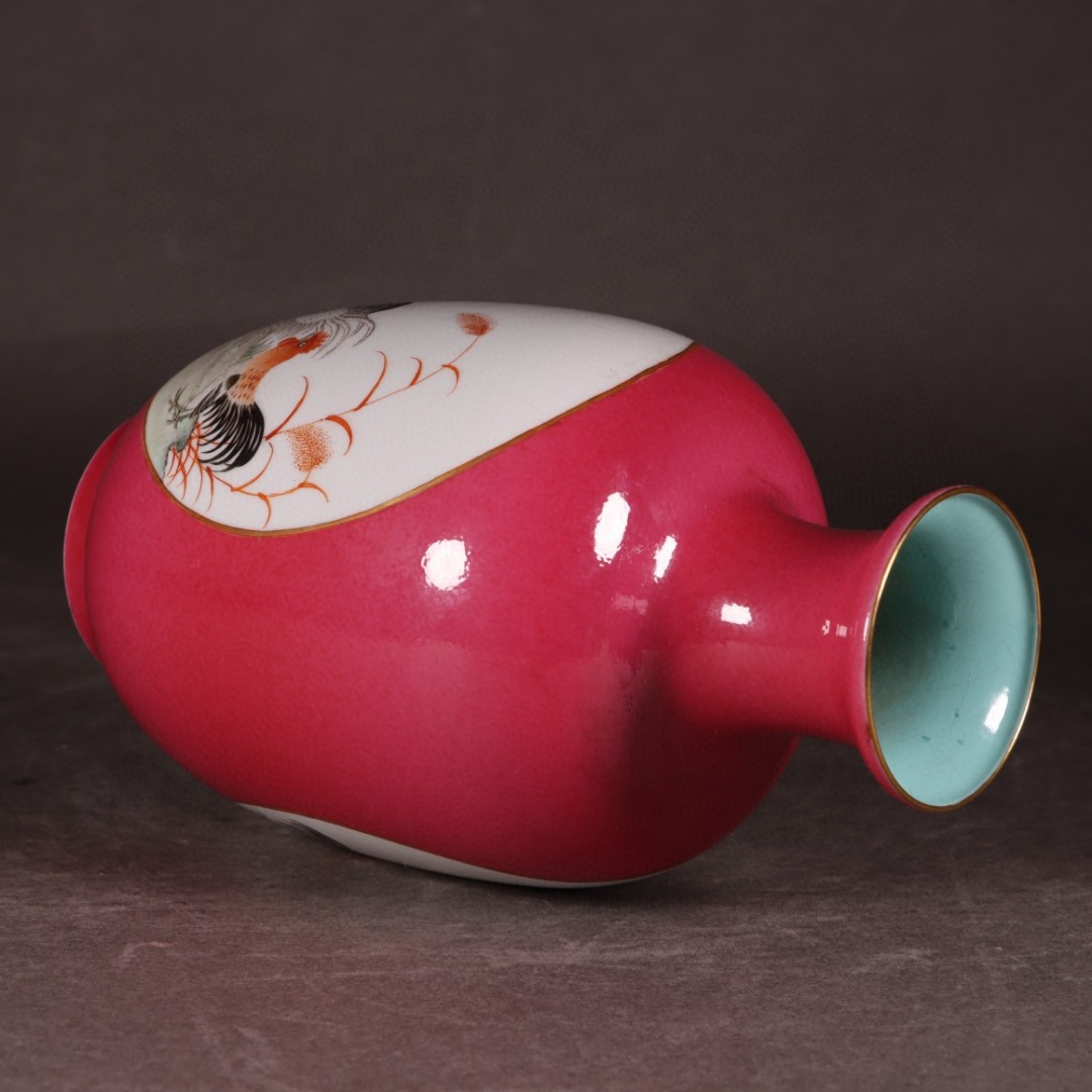 旧藏 养和堂制款 胭脂红开窗粉彩三公图  尺寸:高19.5cm 口径5.