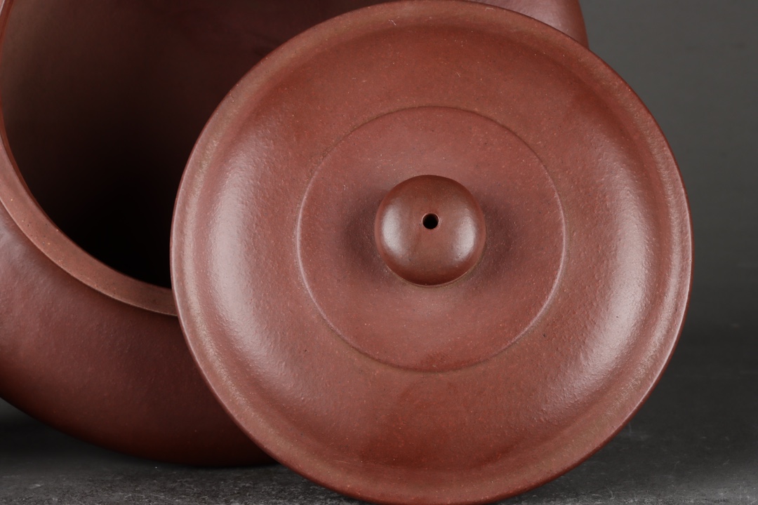 大号虚扁紫砂壶 款识:时大彬 明代 高 8.8×22.5cm