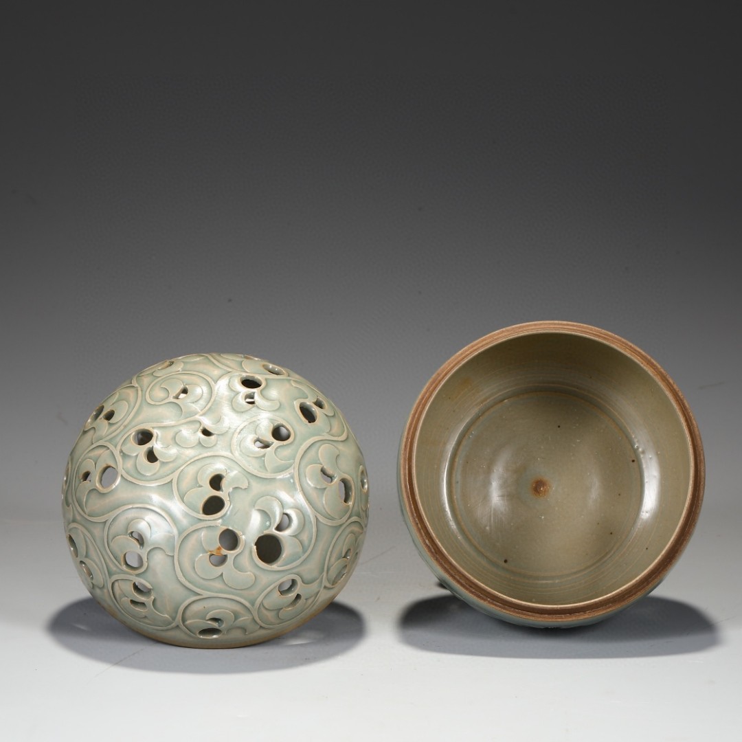 耀州窑剔刻镂空盖罐熏炉  高18.5公分 口径15.5公分