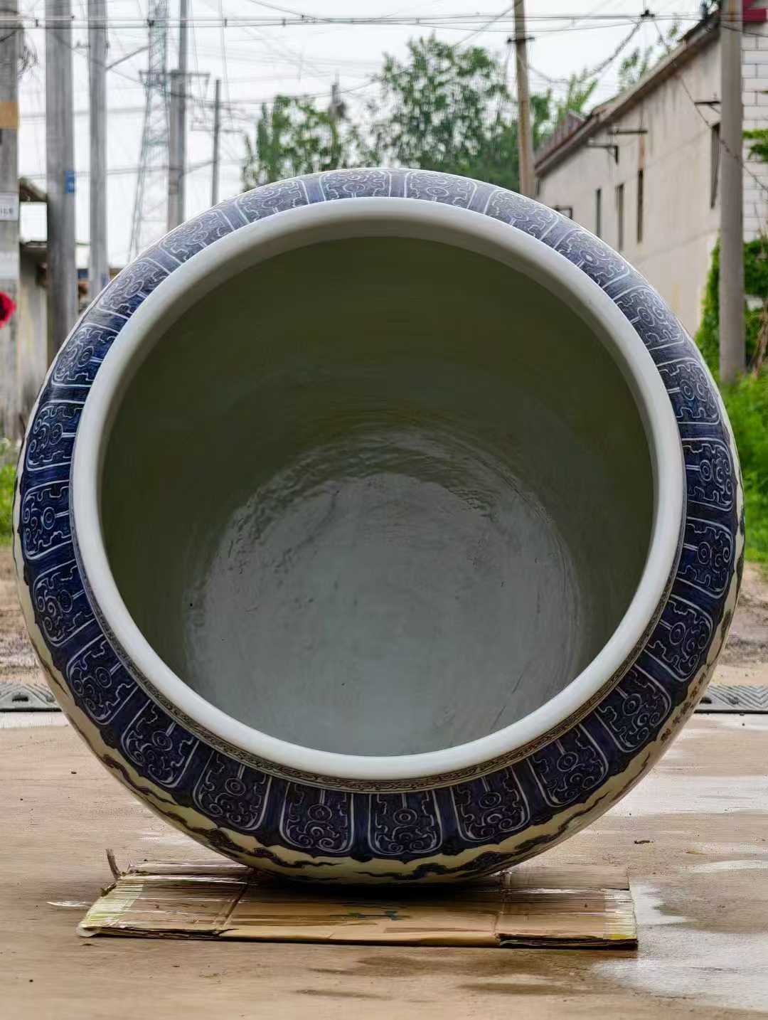 青花云龙纹大缸 这缸真霸气,高78cm腹径90cm,口径72cm,製年德宜明大