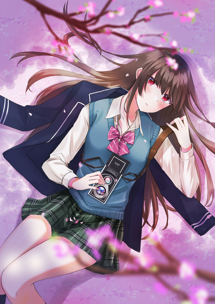 女高中生 画师:天井モモ