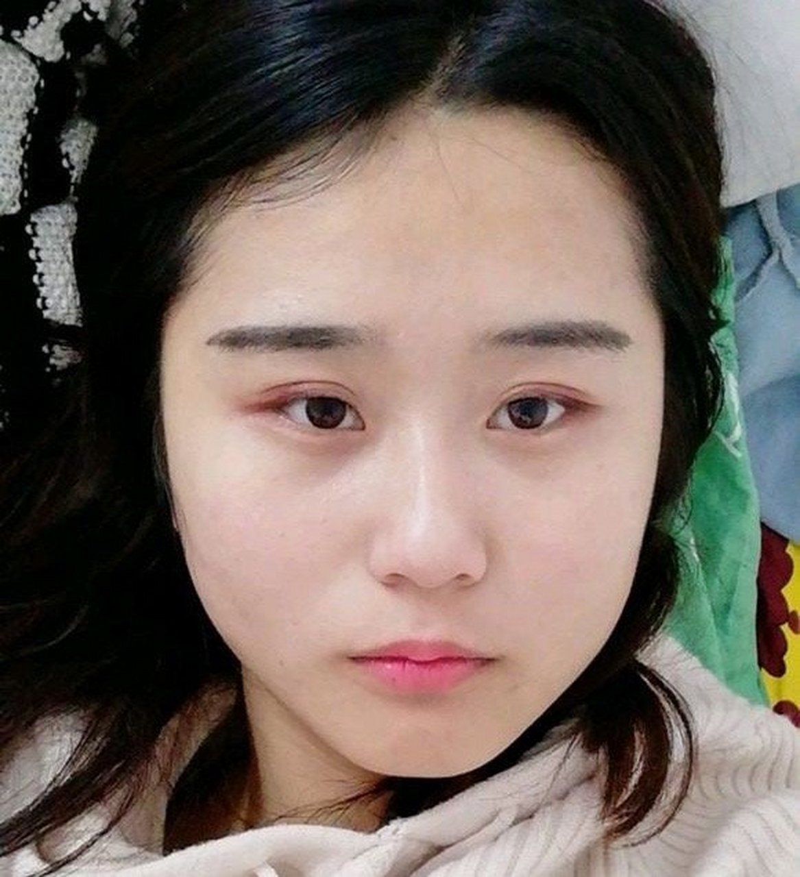 [cp]面相案例;  面相看细浓的一字眉,一字眉的女孩子大多都是偏于男孩