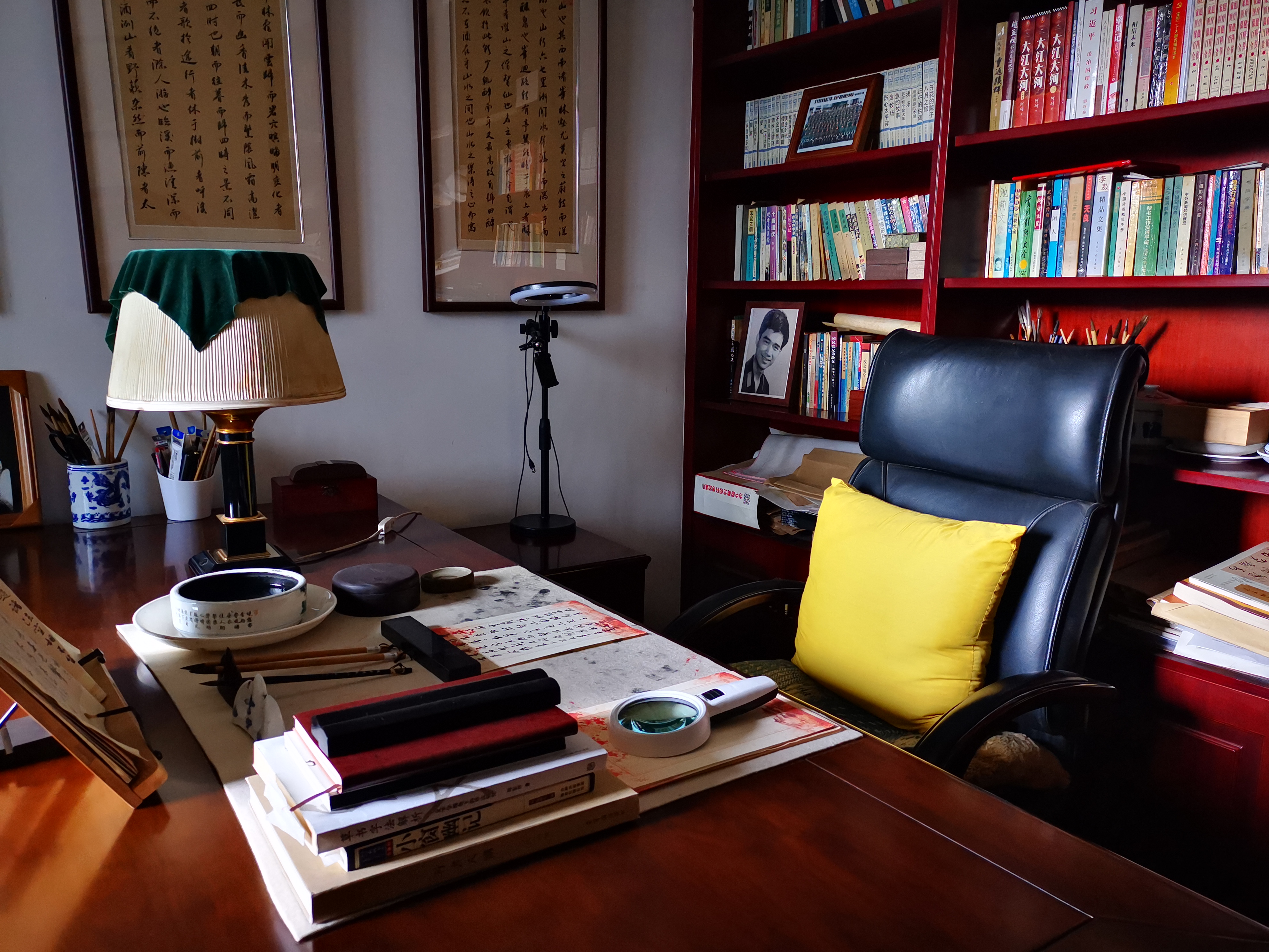 所以,你看中国住宅在建筑上是很有讲究的,入室则心安!