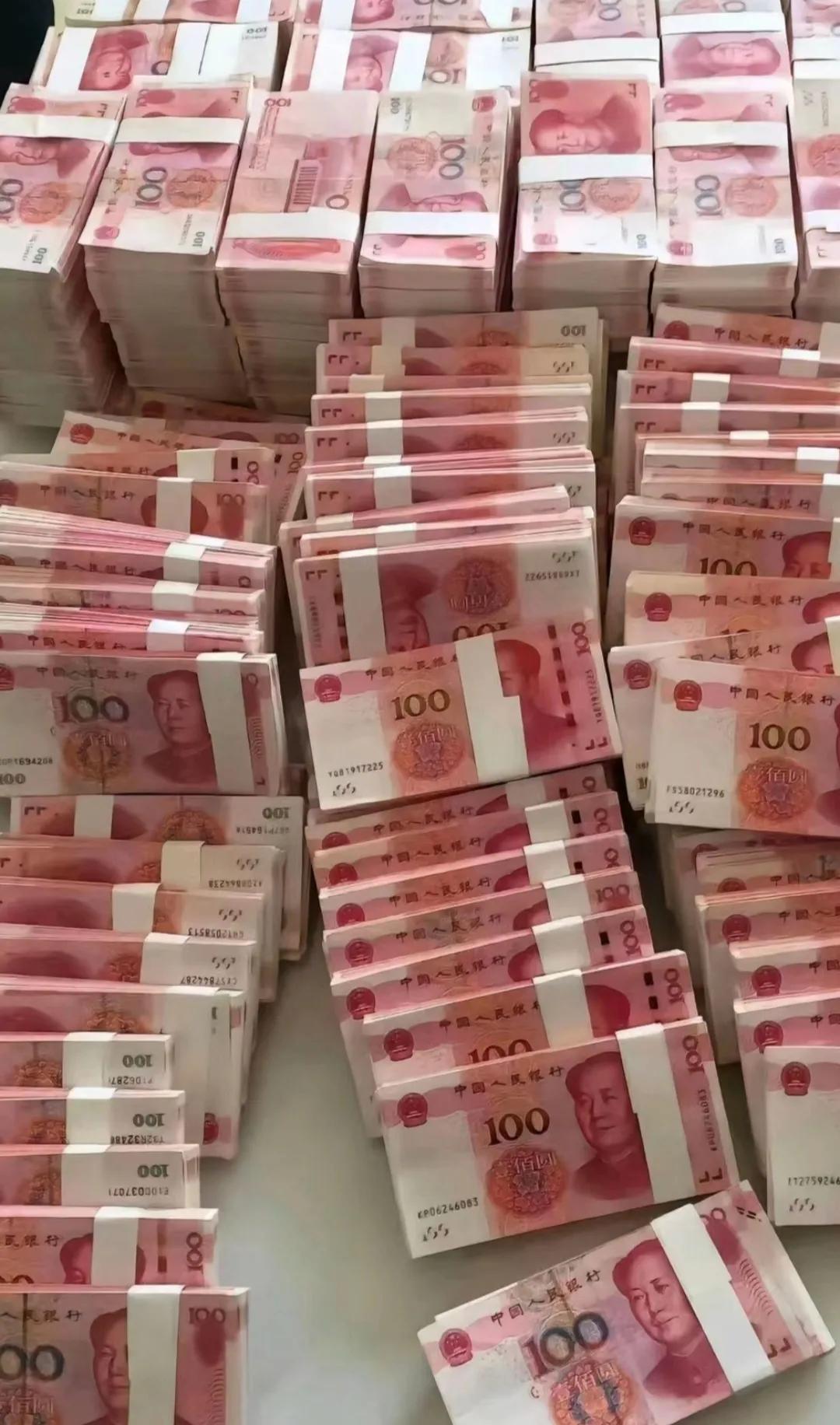 交易货币对(货币对交易量) 交易货币对(货币对交易量)