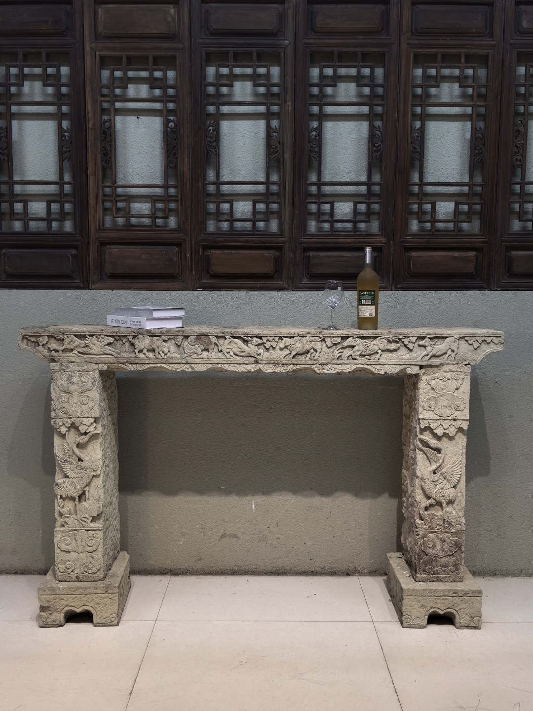 【空间陈设～石案】 明代石条案 尺寸长175厘米宽30厘米高109厘米 此