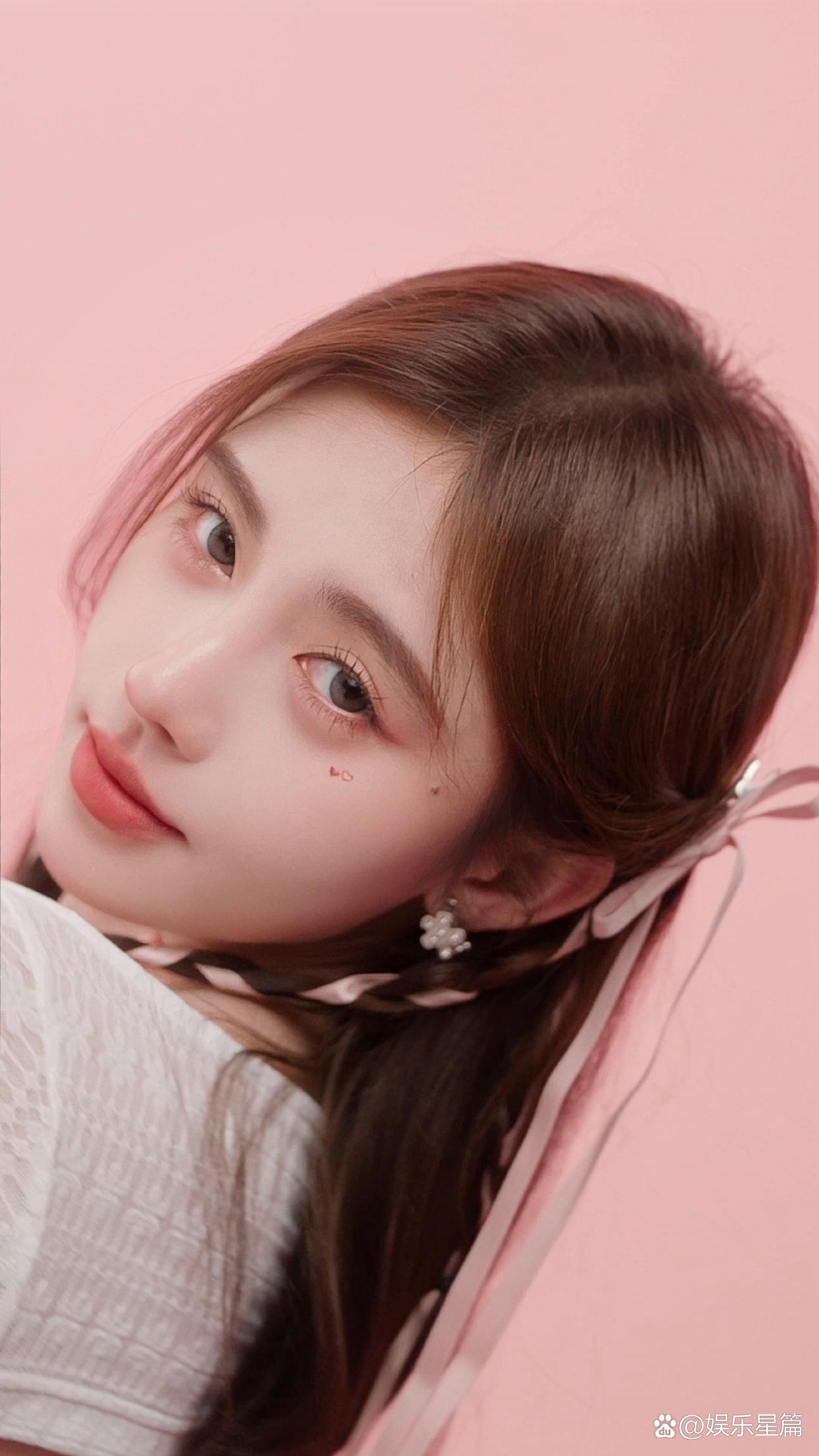 1,刘亦菲跟赵又廷的合作谈的差不多了.