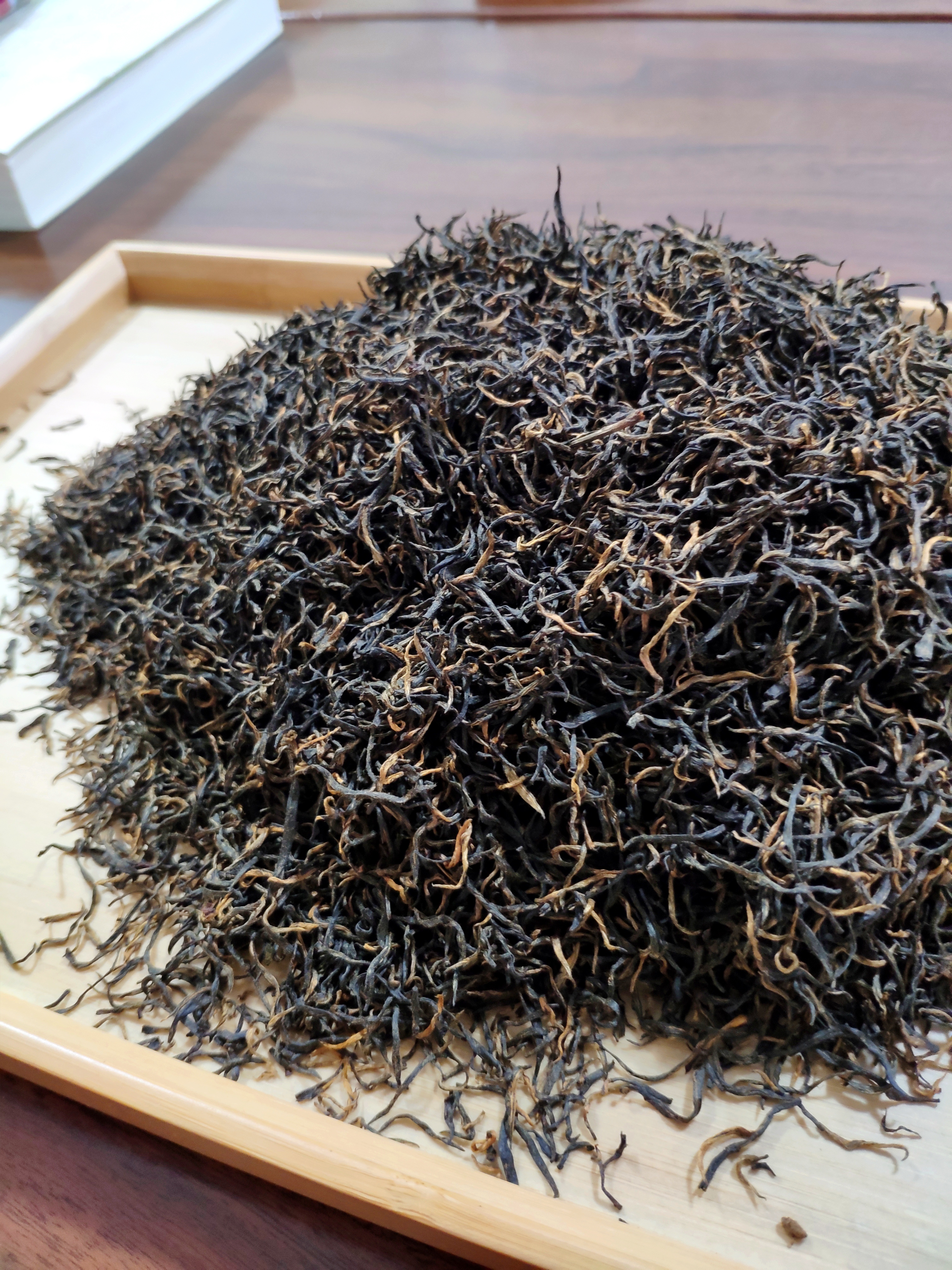 礼盒,高雅尊贵,高山红甜润甘醇,致谢商业伙伴,助力你的事业节节高升!