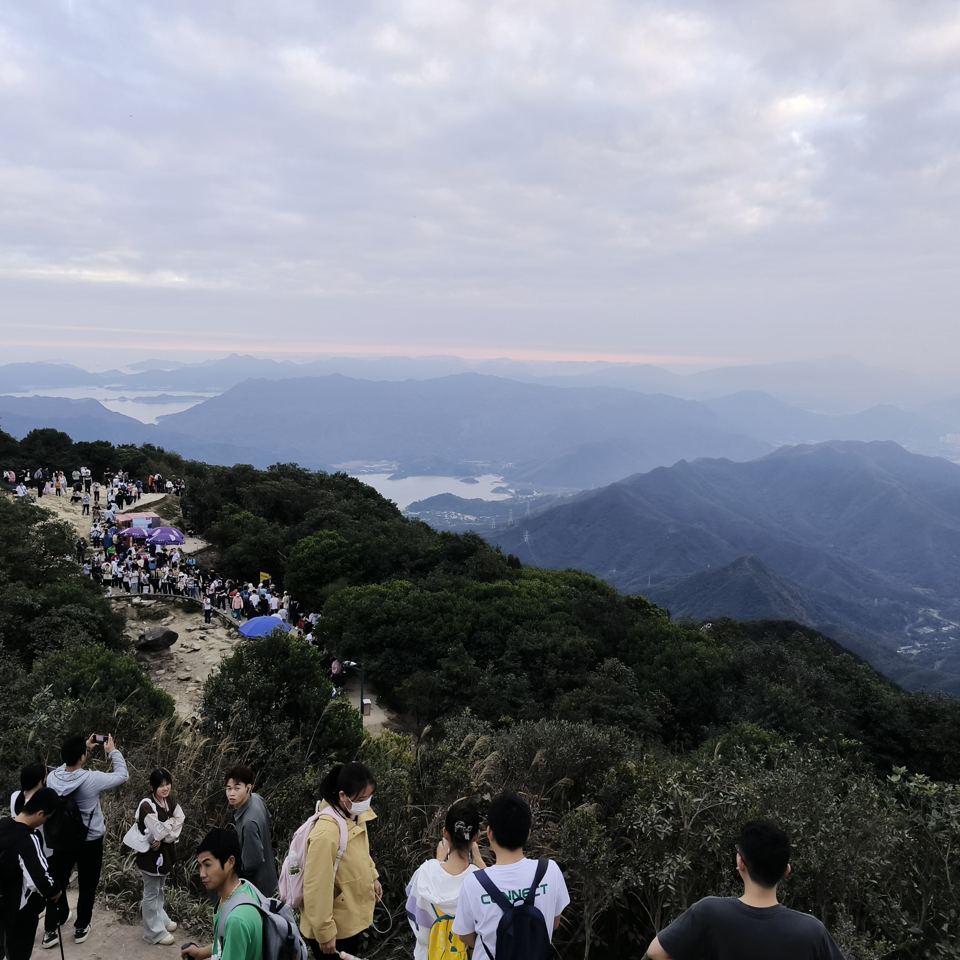 深圳最高峰-梧桐山,路线:深外高中地铁站-秀桐道-大梧桐山顶-小梧桐
