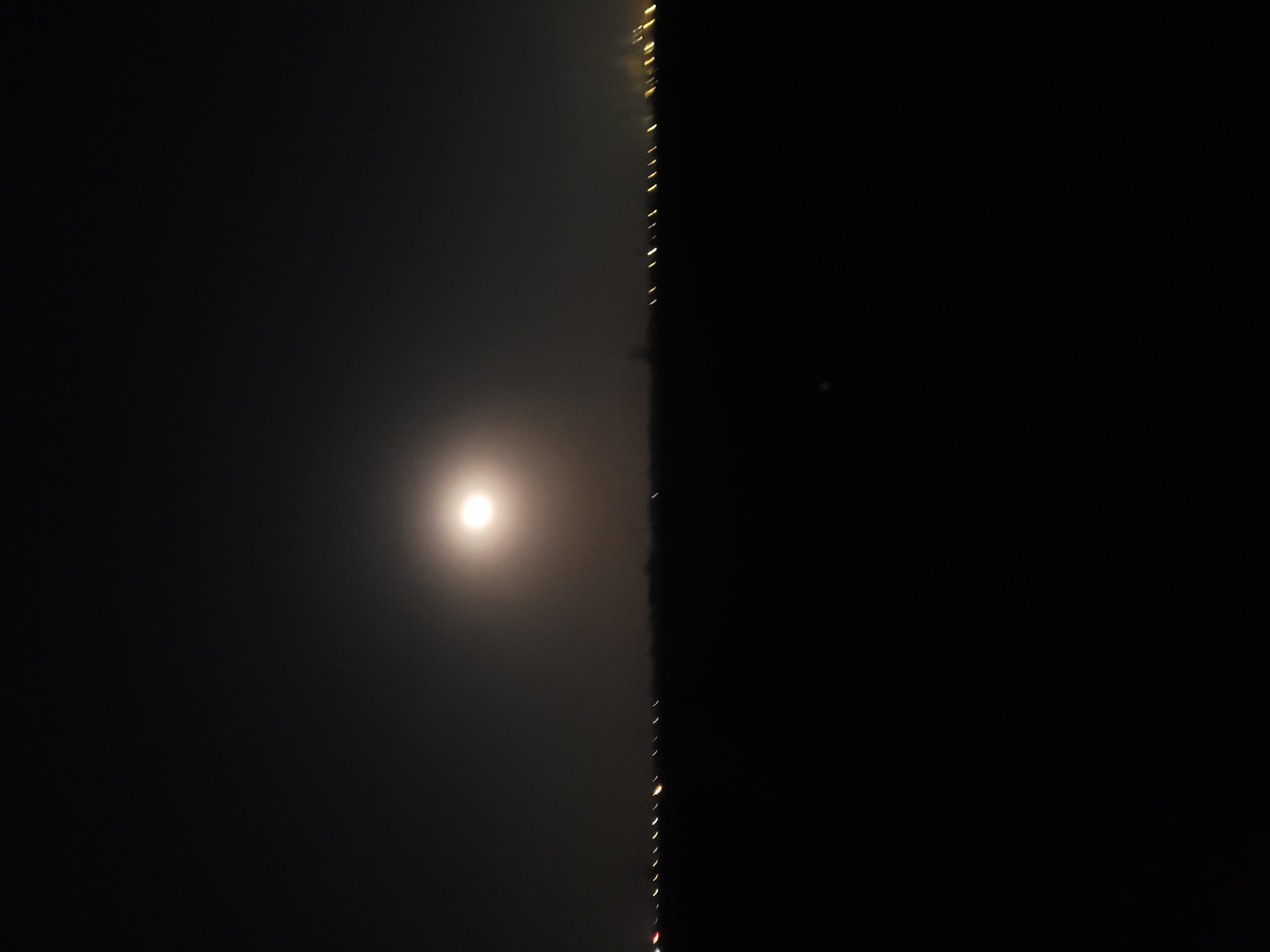 经过几天的磨合,工作顺利步入正轨,看到老公比以前轻