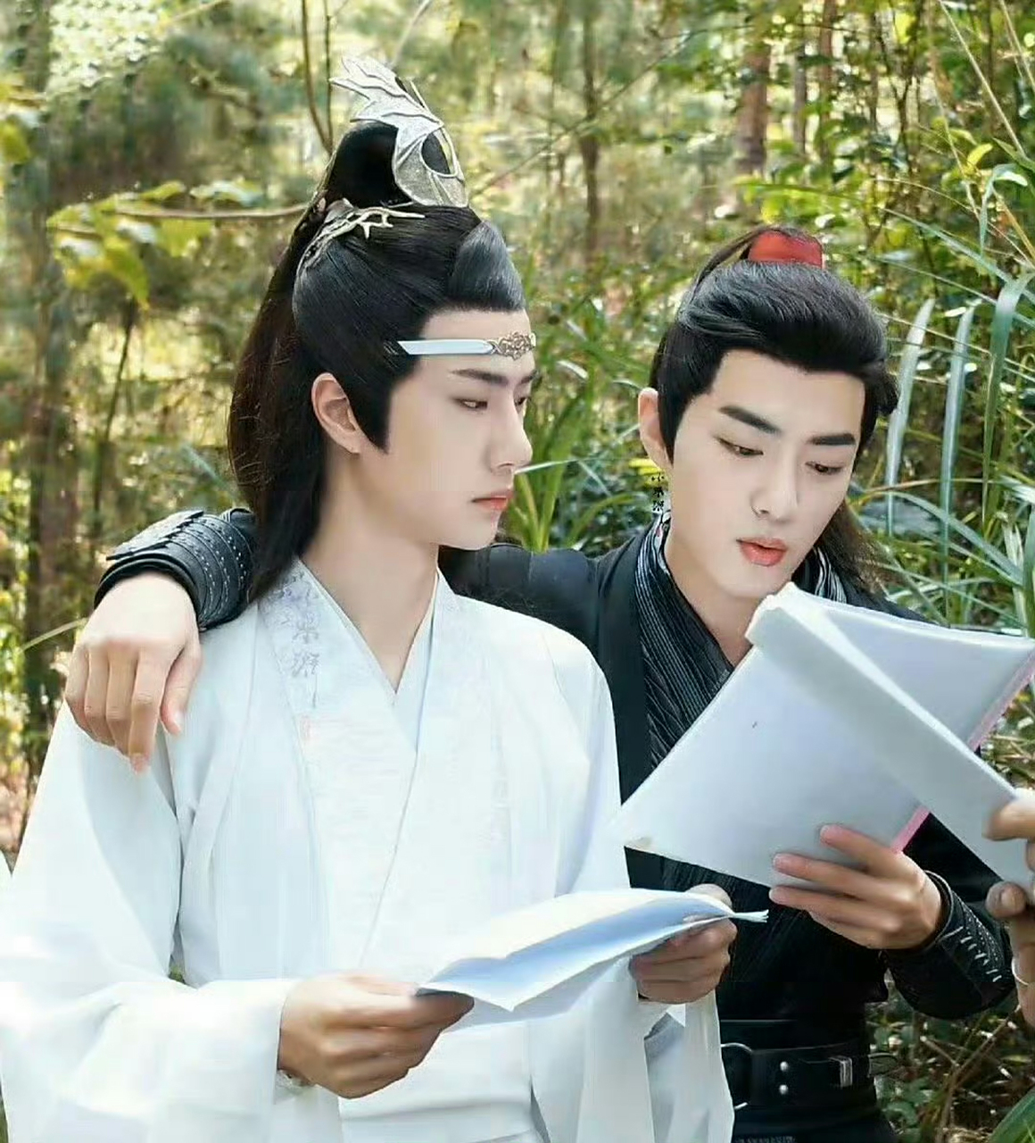 王一博,李沁主演的《长风破浪》开通官博,有网友表示,李沁成为唯一