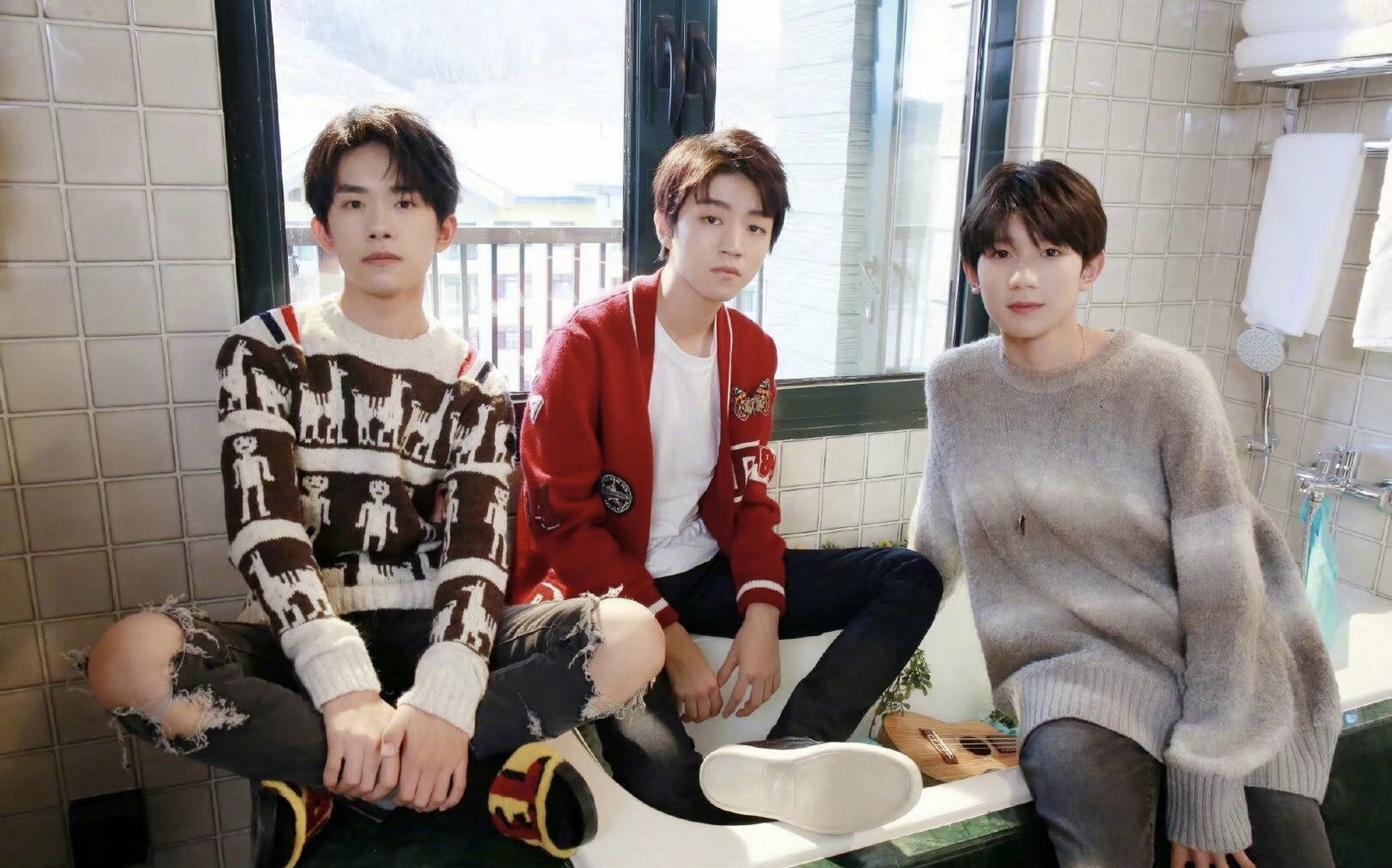 tfboys十周年演唱会真的要来了,王俊凯,王源,易烊千玺合体,你期待吗?