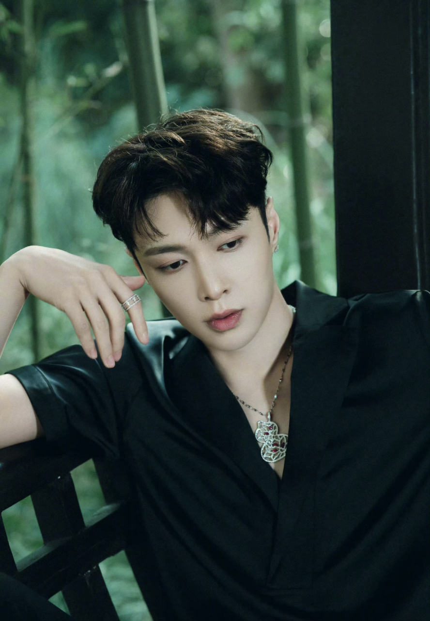 网友热议:刘雨昕,华晨宇,张艺兴三人,谁才是内娱新声代华语乐坛最具