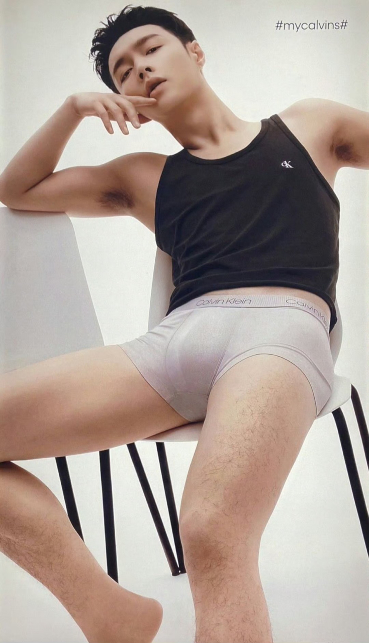 于适,张艺兴的ck宣传物料图,谁让你有购买欲?