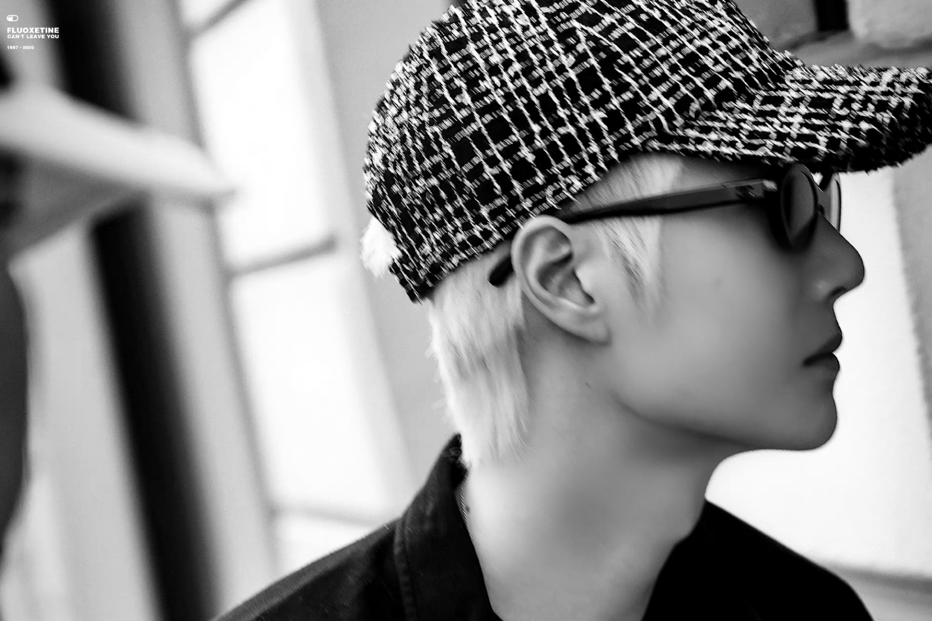 王一博巴黎街拍图,帅哥的氛围感如何? 676767