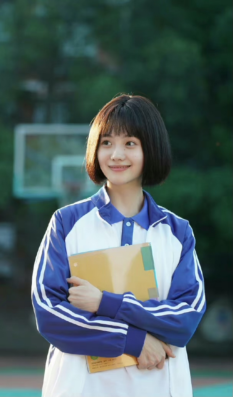 刘浩存的短发造型是不是很适合校园剧?