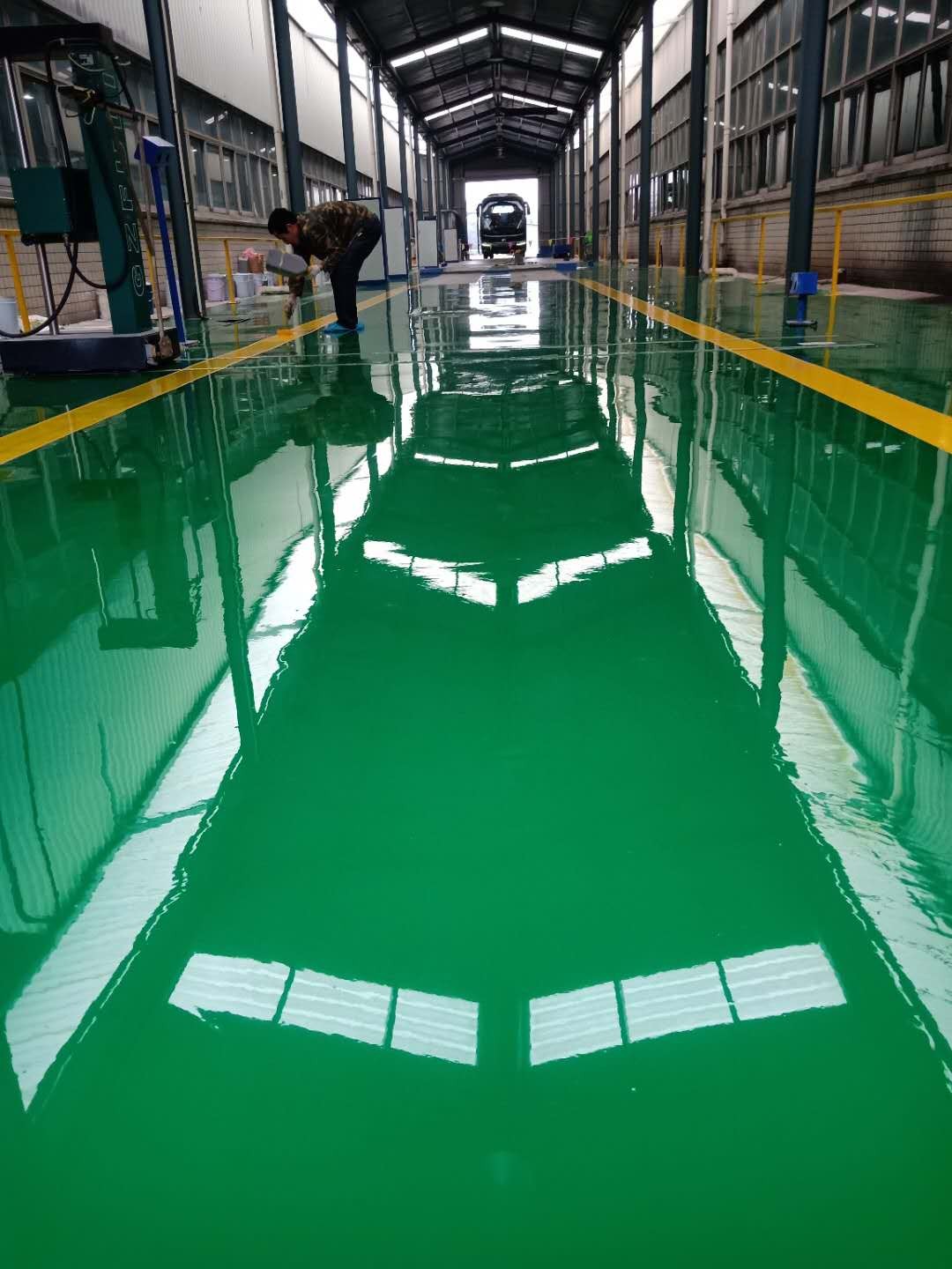 求帮助假如我在石家庄井陉县求解答小区刷地坪漆弄得整栋楼都是油漆味该怎么解决该向哪里投诉