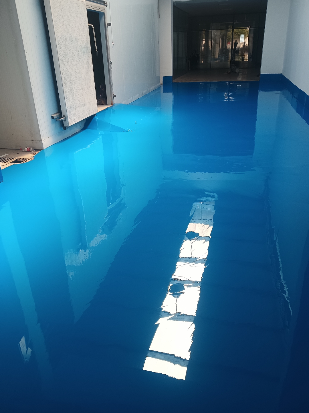 北京水泥地面刷漆