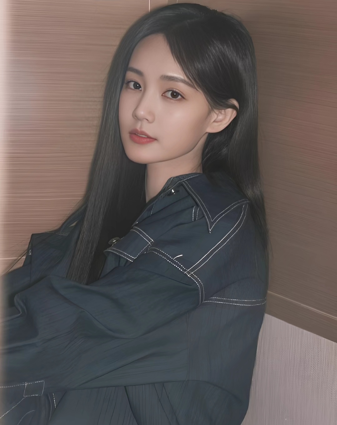 演员李一桐 #明星穿搭#  #时尚穿搭