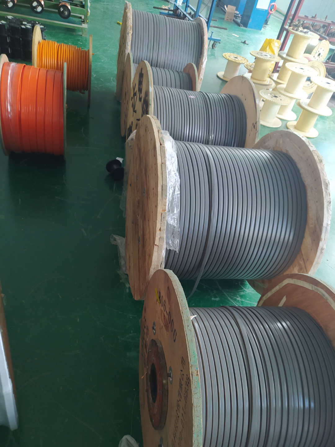 电梯扁电缆现货充足!欢迎咨询