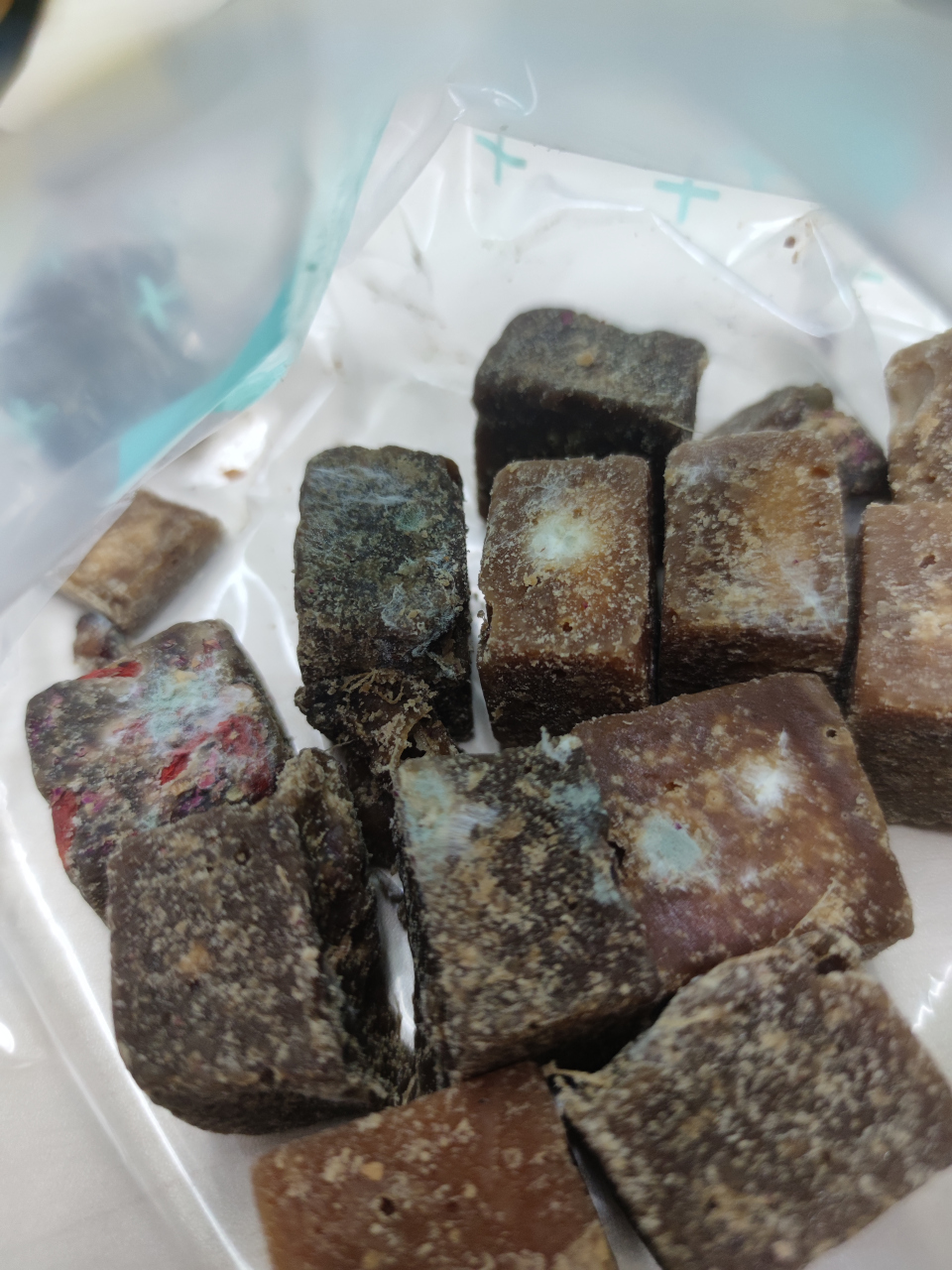 桂北小辉哥,乡村雨馨一帮桂林自媒体人借着做公益幌子,装正能量,带货