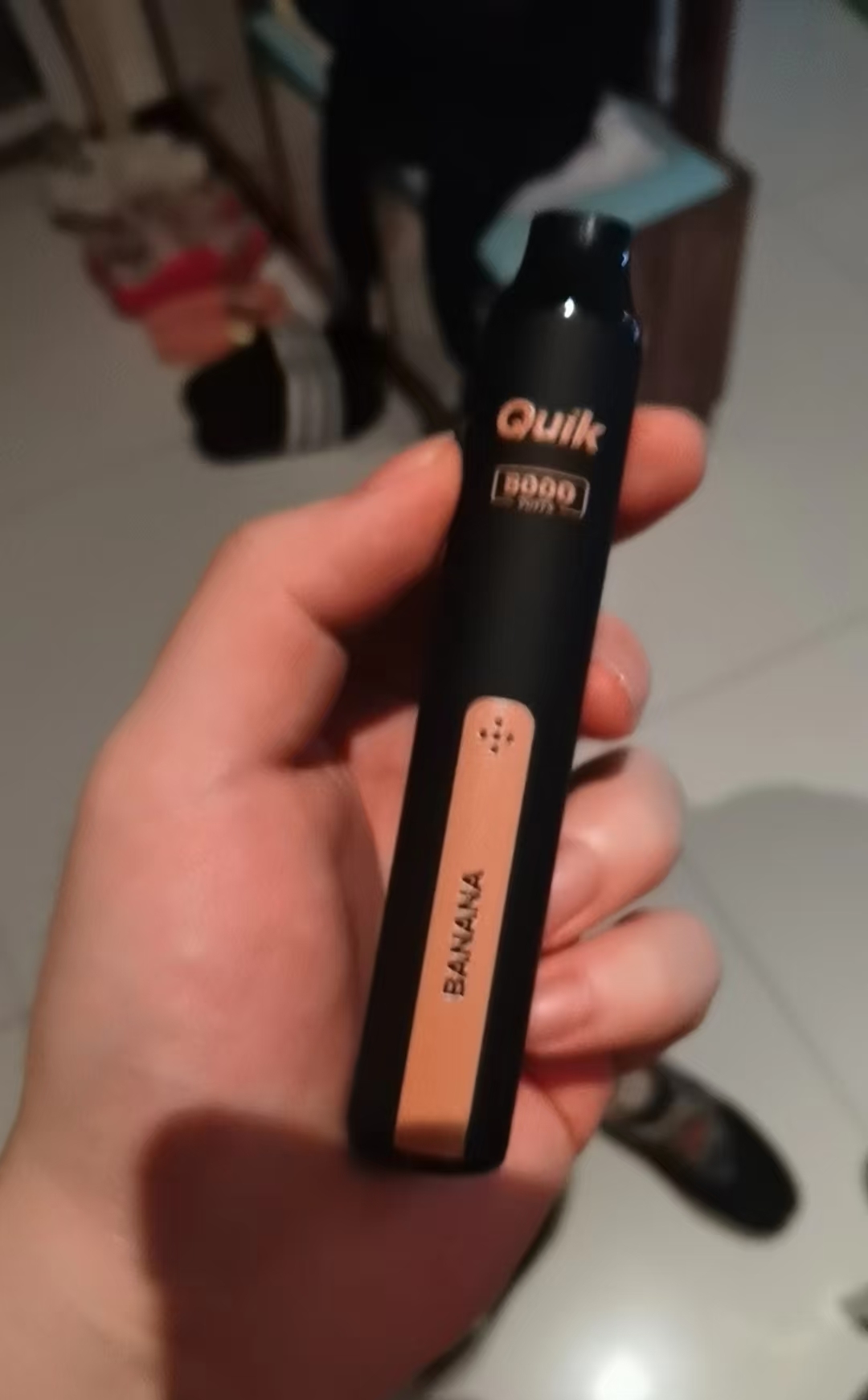 引言   电子烟作为一种新兴的尼古丁摄入方式,近年来在年轻群体