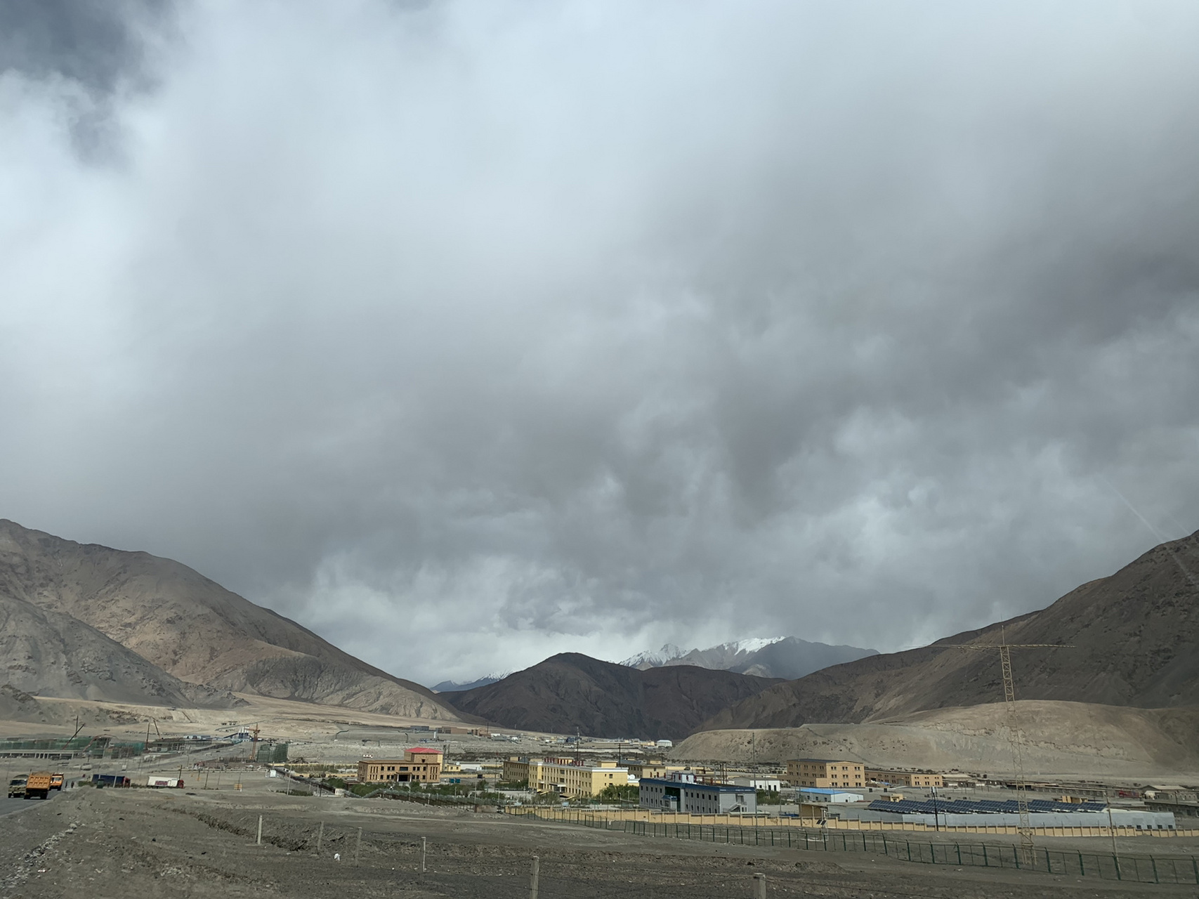 赛图拉镇# day12 入疆的路是枯燥的,没有风景,没有人烟,没有信号