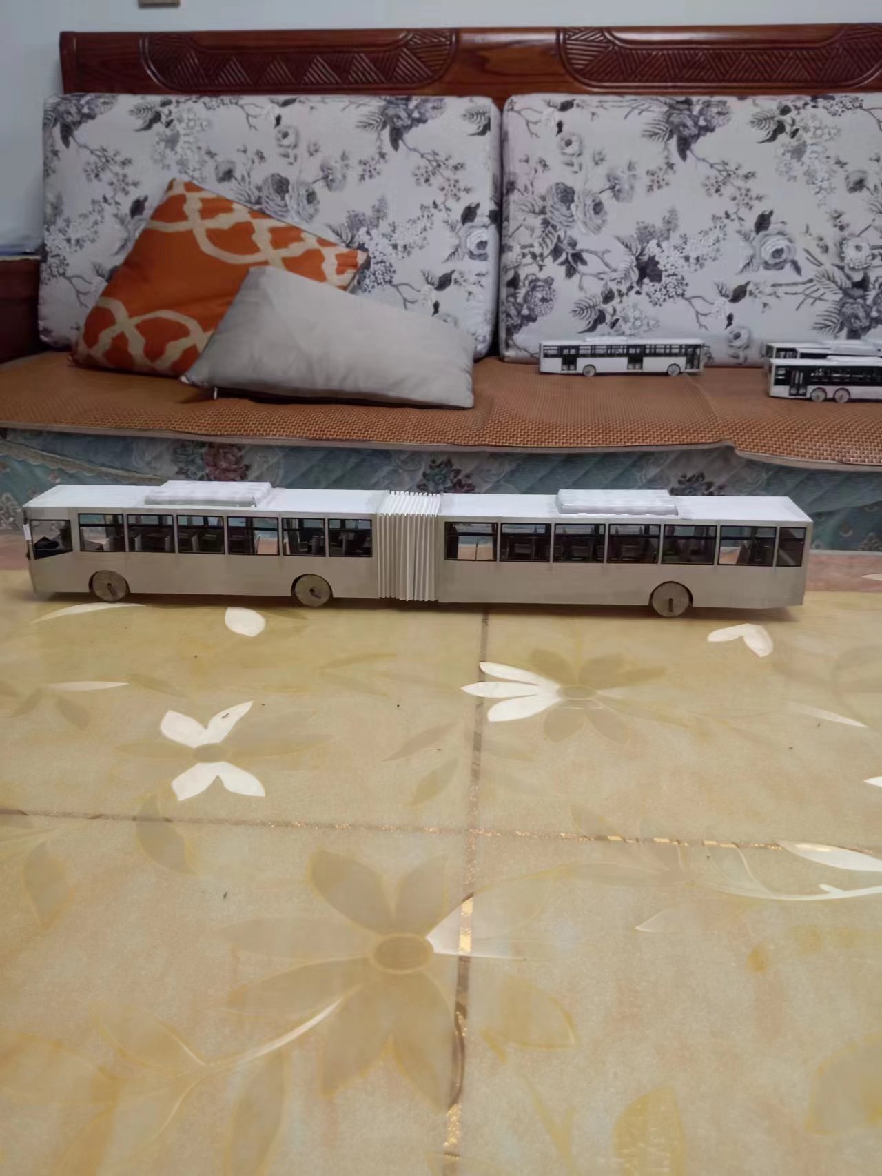 手工制作纸盒公交车