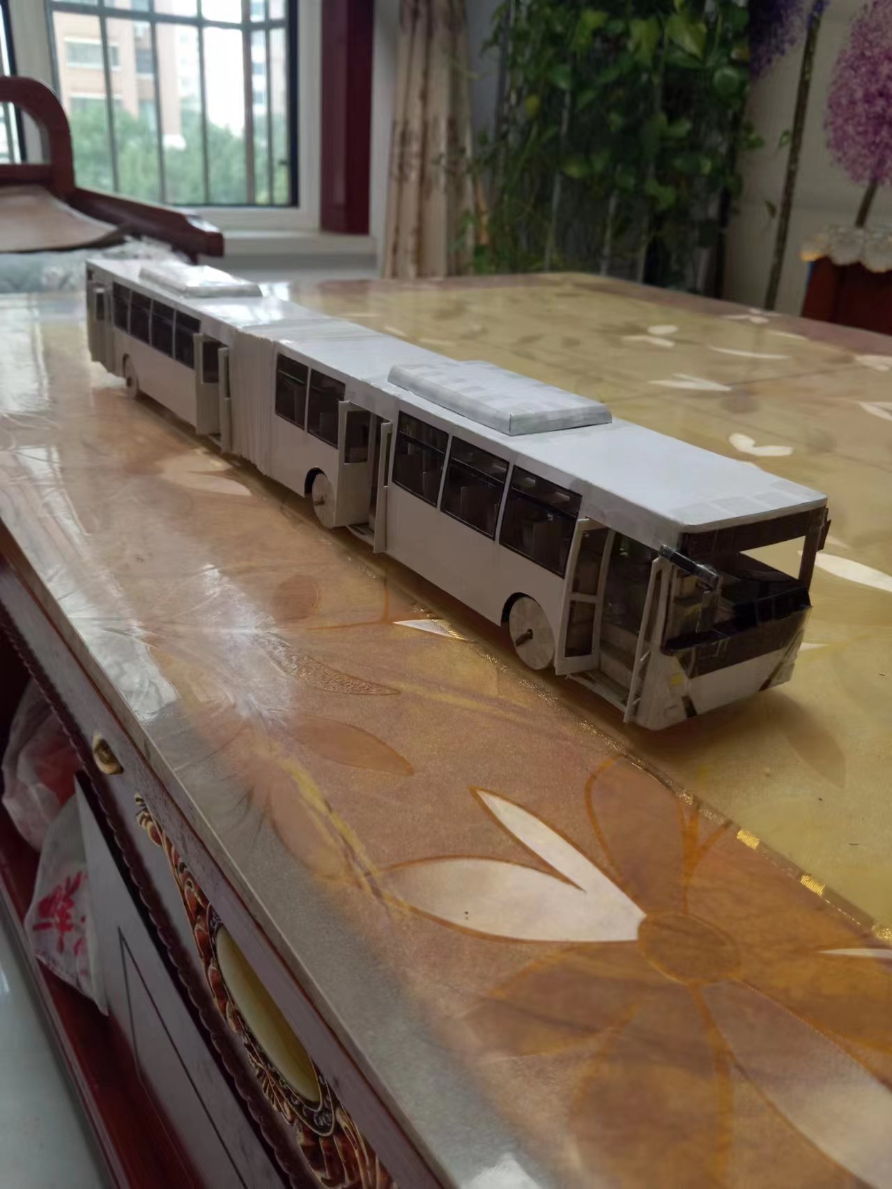 手工制作纸盒公交车