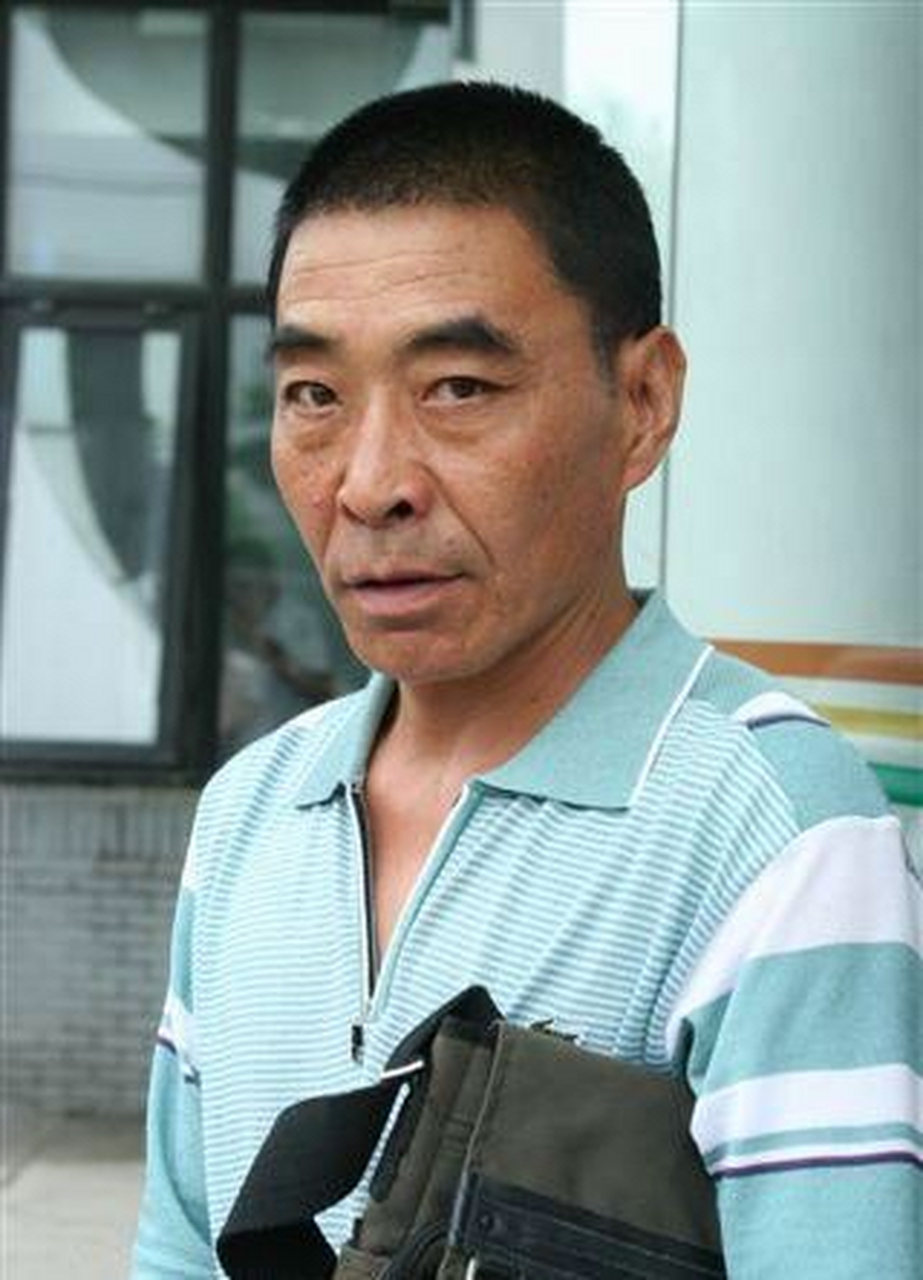 谁是榜首  王双宝,因饰演《1·21枪杀大案》中的"董雷"而被大众所熟知