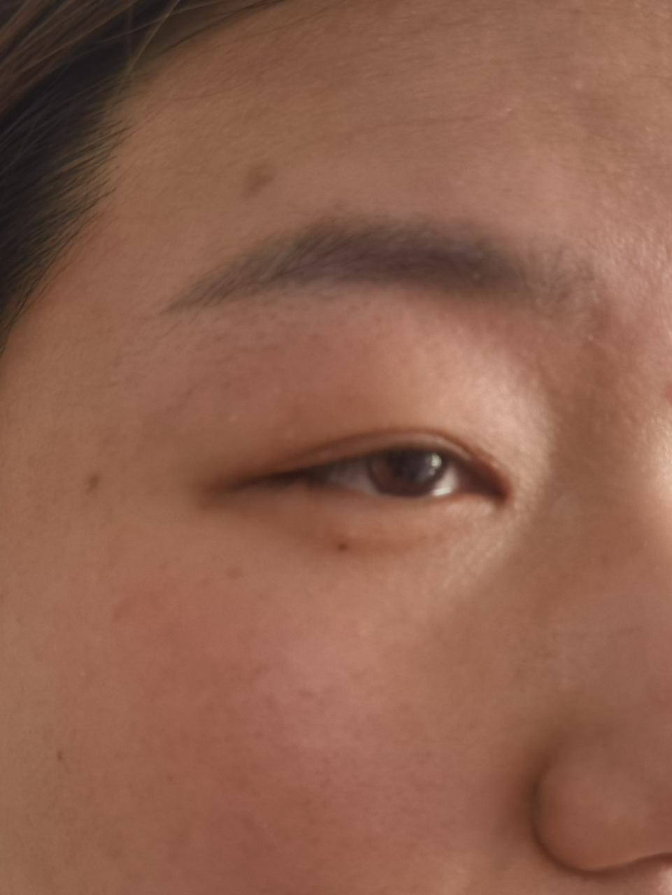 无神的眼睛只要大一点就能改善